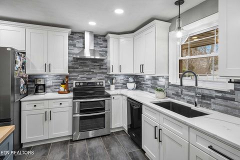 Tiny photo for 605 Ensley Drive, Knoxville, TN 37920 (MLS # 1326339)