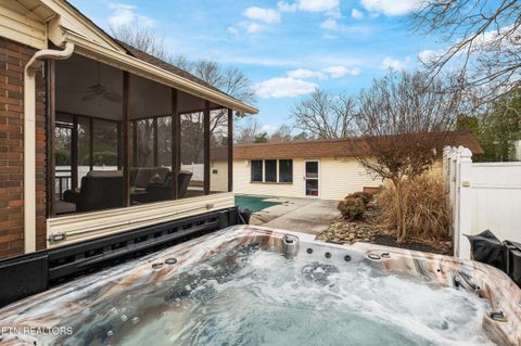 Tiny photo for 605 Ensley Drive, Knoxville, TN 37920 (MLS # 1326339)