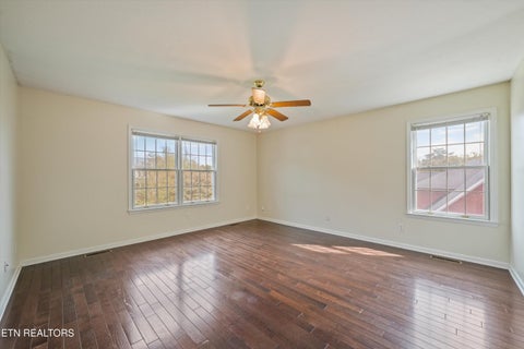 Tiny photo for 2560 Hirst Circle, Lenoir City, TN 37772 (MLS # 1359541)