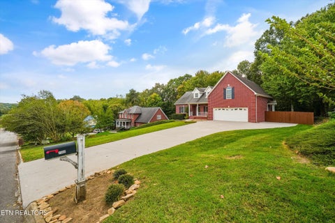 Tiny photo for 2560 Hirst Circle, Lenoir City, TN 37772 (MLS # 1359541)