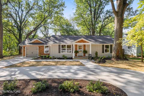 Photo of 3044 Kenilworth Lane, Knoxville, TN 37917 (MLS # 1352465)