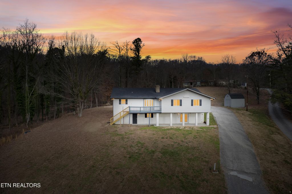 Photo of 8431 Rising Sun Drive, Corryton, TN 37721 (MLS # 1325020)