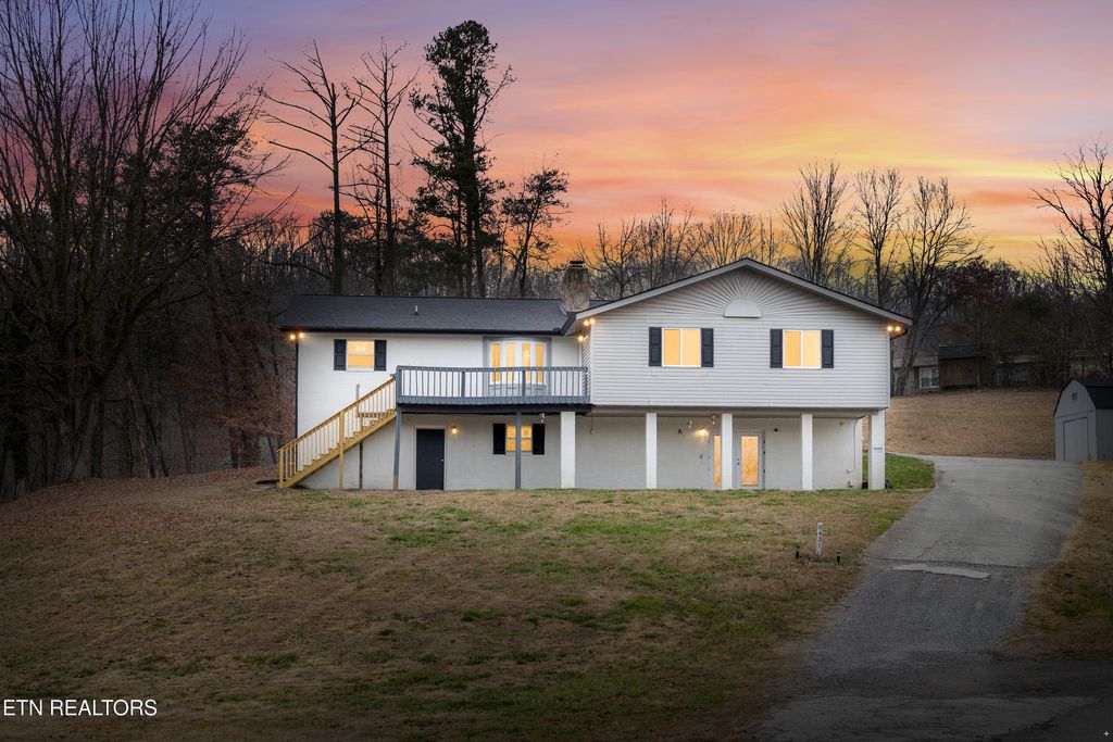 Photo of 8431 Rising Sun Drive, Corryton, TN 37721 (MLS # 1325020)