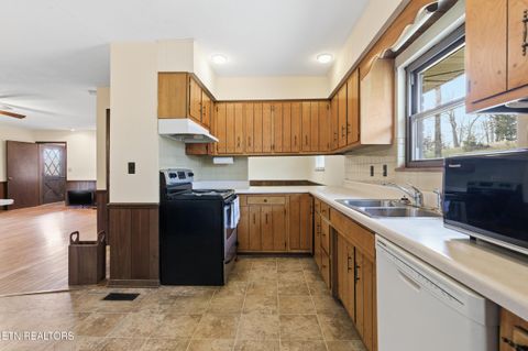 Tiny photo for 4217 Us Highway 411, Maryville, TN 37801 (MLS # 1328270)