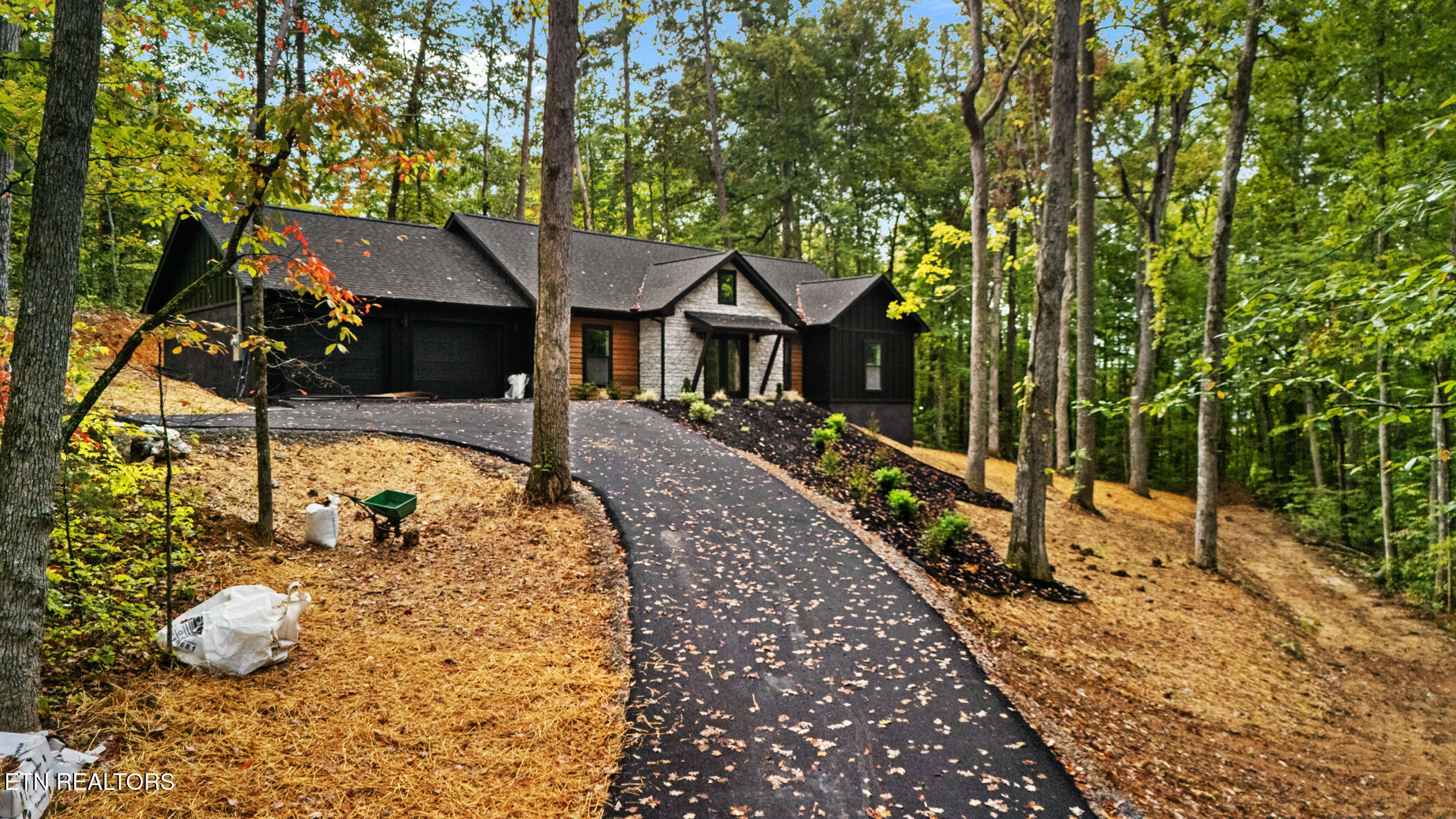 2521 Black Oak Ridge Rd