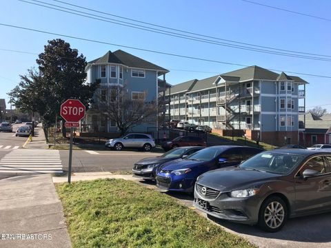 Photo of 1625 Queen Anne Way, Knoxville, TN 37916 (MLS # 1329642)