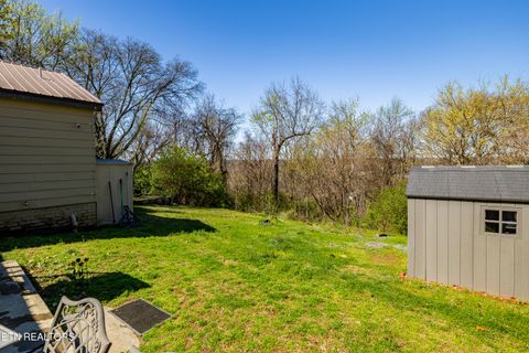 Tiny photo for 4257 Skyline drive Drive, Knoxville, TN 37914 (MLS # 1332117)