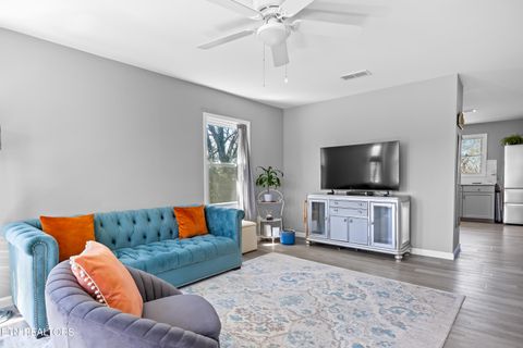 Tiny photo for 4257 Skyline drive Drive, Knoxville, TN 37914 (MLS # 1332117)