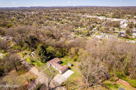 Tiny photo for 4257 Skyline drive Drive, Knoxville, TN 37914 (MLS # 1332117)