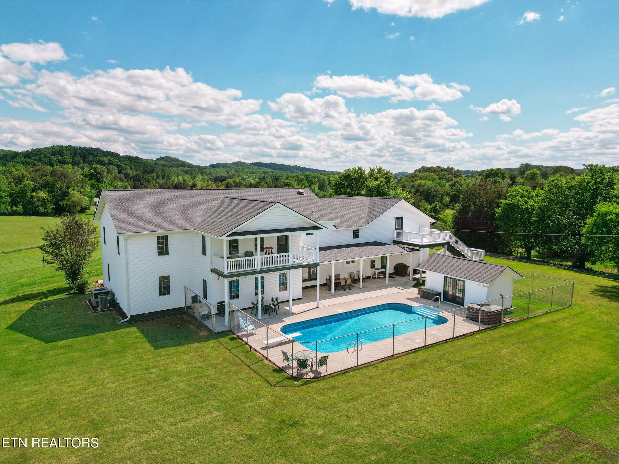 154 Lane Hedgecock Rd