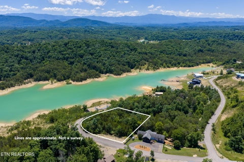 Tiny photo for 10 Bay View Point, Sevierville, TN 37876 (MLS # 1343352)
