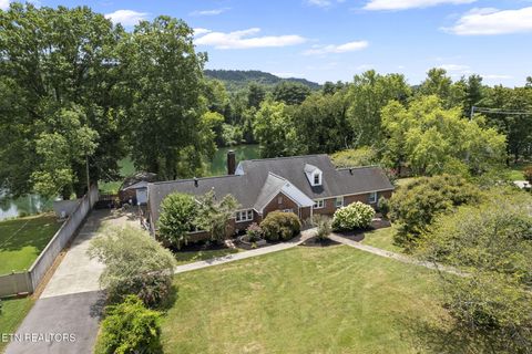 Photo of 407 Eagle Bend Lane, Clinton, TN 37716 (MLS # 1310713)