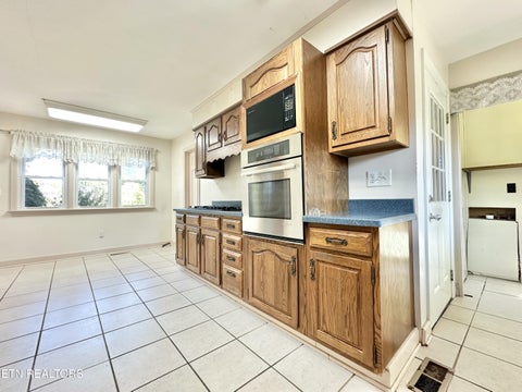 Tiny photo for 407 Eagle Bend Lane, Clinton, TN 37716 (MLS # 1310713)