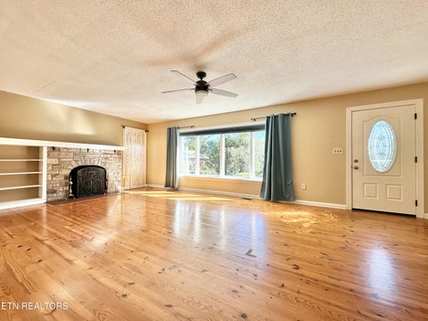 Tiny photo for 407 Eagle Bend Lane, Clinton, TN 37716 (MLS # 1310713)