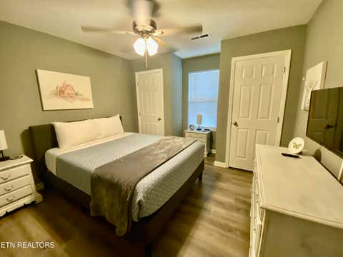 Tiny photo for 902 Middlebrook Court, Sevierville, TN 37862 (MLS # 1349924)