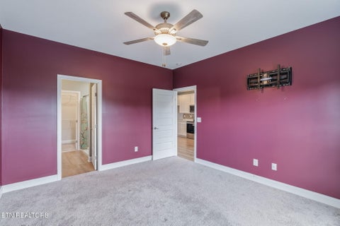 Tiny photo for 105 E Fortenberry St, Oak Ridge, TN 37830 (MLS # 1354974)