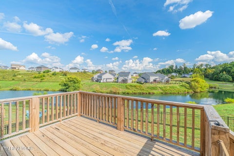 Tiny photo for 105 E Fortenberry St, Oak Ridge, TN 37830 (MLS # 1354974)