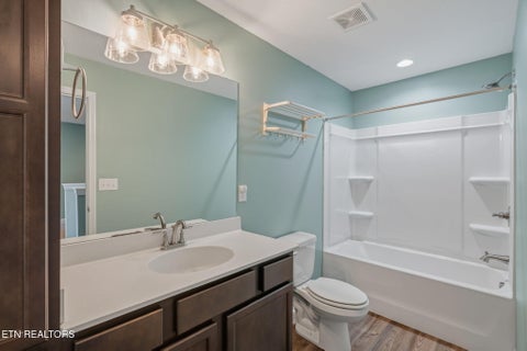 Tiny photo for 105 E Fortenberry St, Oak Ridge, TN 37830 (MLS # 1354974)