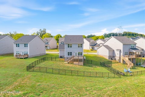 Tiny photo for 105 E Fortenberry St, Oak Ridge, TN 37830 (MLS # 1354974)