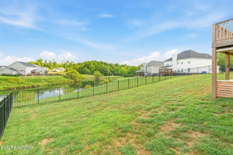 Tiny photo for 105 E Fortenberry St, Oak Ridge, TN 37830 (MLS # 1354974)