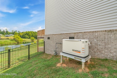 Tiny photo for 105 E Fortenberry St, Oak Ridge, TN 37830 (MLS # 1354974)