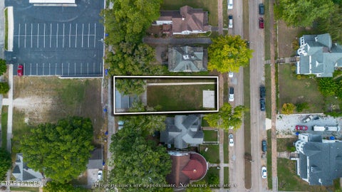 Tiny photo for 409 Walden Ave, Harriman, TN 37748 (MLS # 1356201)