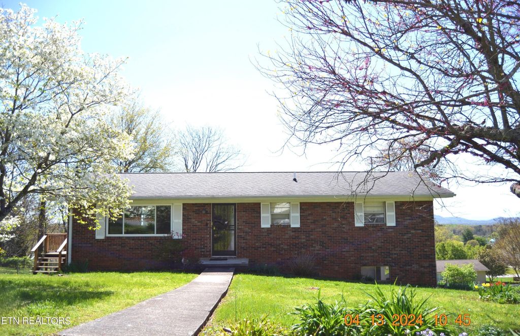 Photo of 145 Highland Drive, Corryton, TN 37721 (MLS # 1259246)