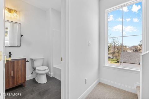 Tiny photo for 2312 Sam Houston St, Knoxville, TN 37920 (MLS # 1334100)