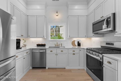 Tiny photo for 2312 Sam Houston St, Knoxville, TN 37920 (MLS # 1334100)