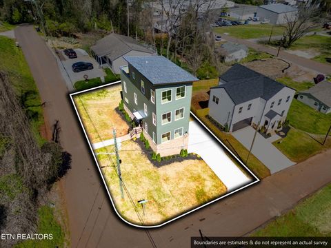 Tiny photo for 2312 Sam Houston St, Knoxville, TN 37920 (MLS # 1334100)