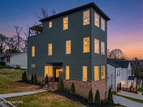 Photo of 2312 Sam Houston St, Knoxville, TN 37920 (MLS # 1334100)