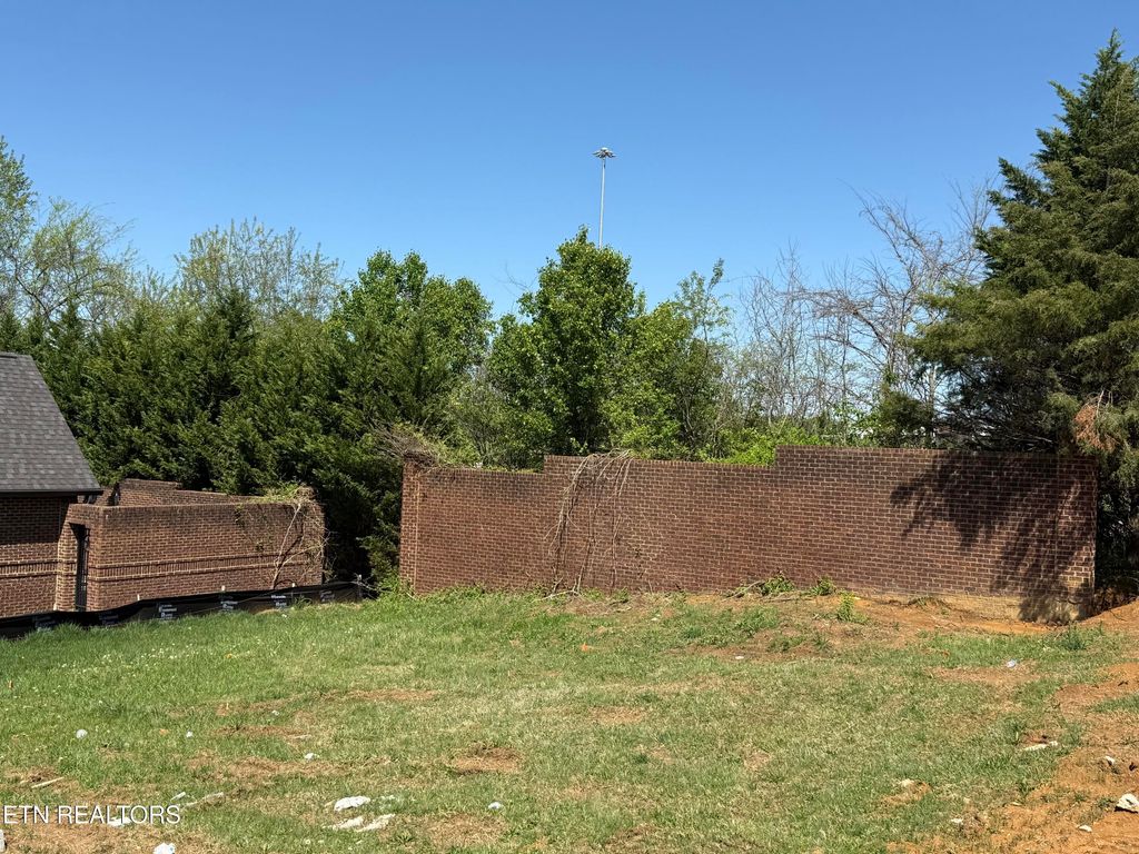 Photo of 1538 Tsuga Drive, Alcoa, TN 37701 (MLS # 1296408)