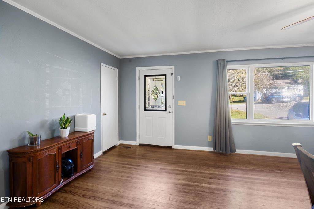 Photo of 657 Robertsville Rd, Oak Ridge, TN 37830 (MLS # 1317490)