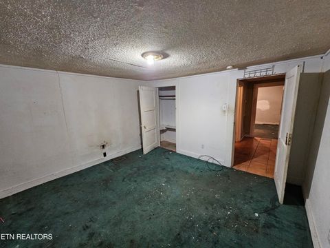 Tiny photo for 2400 Center Ave, Knoxville, TN 37915 (MLS # 1325346)