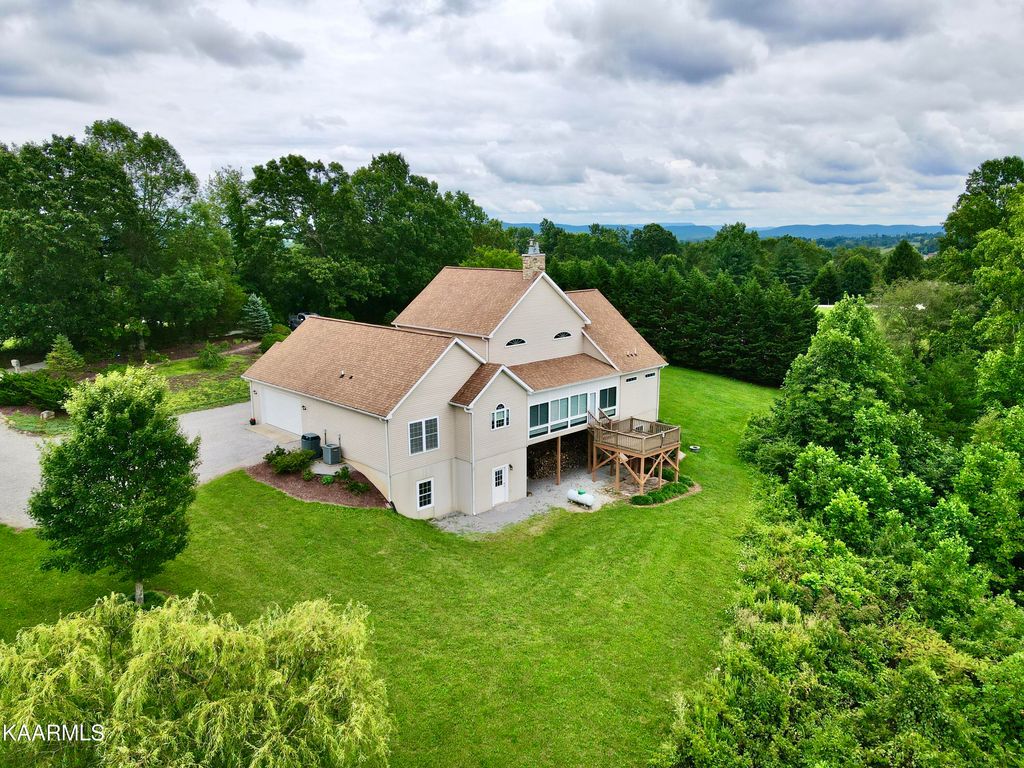 Photo of 161 Welch Lane, New Tazewell, TN 37825 (MLS # 1235906)