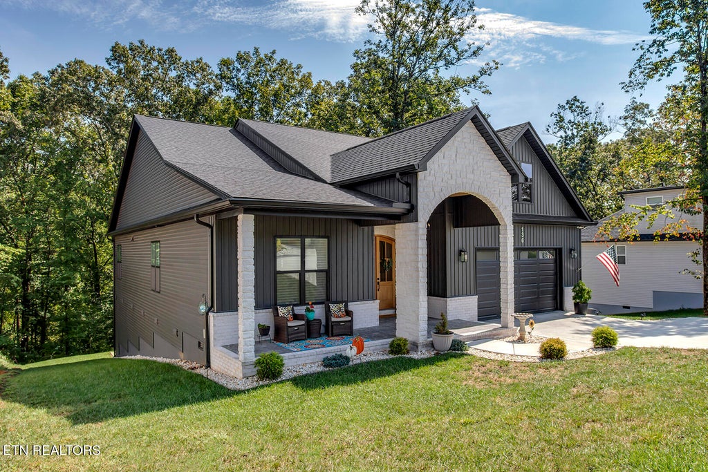 Photo of 136 Amohi Way, Loudon, TN 37774 (MLS # 1356873)