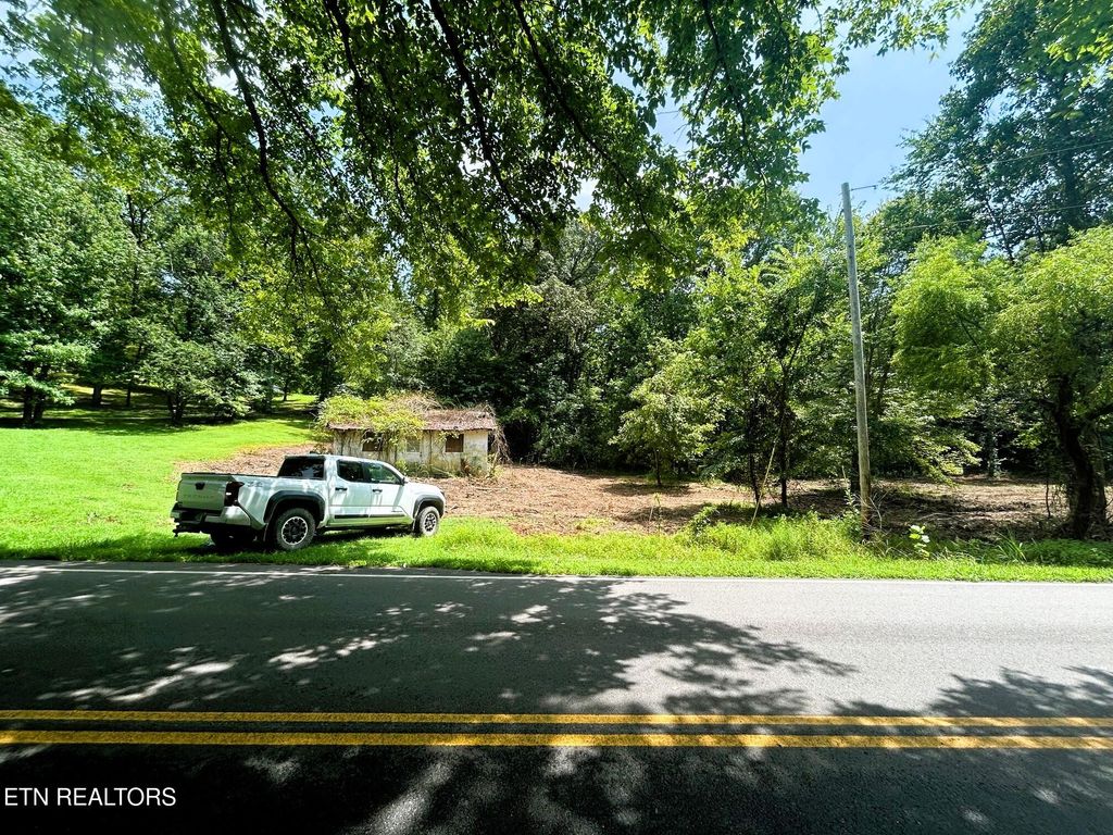Photo of 10 Pleasant Hill Road, Ten Mile, TN 37880 (MLS # 1310737)