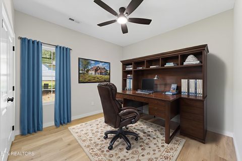 Tiny photo for 218 Morris St, Harriman, TN 37748 (MLS # 1317456)