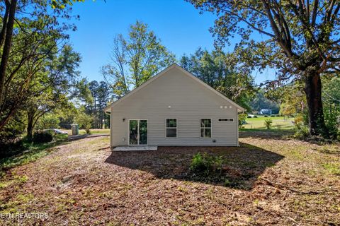 Tiny photo for 218 Morris St, Harriman, TN 37748 (MLS # 1317456)