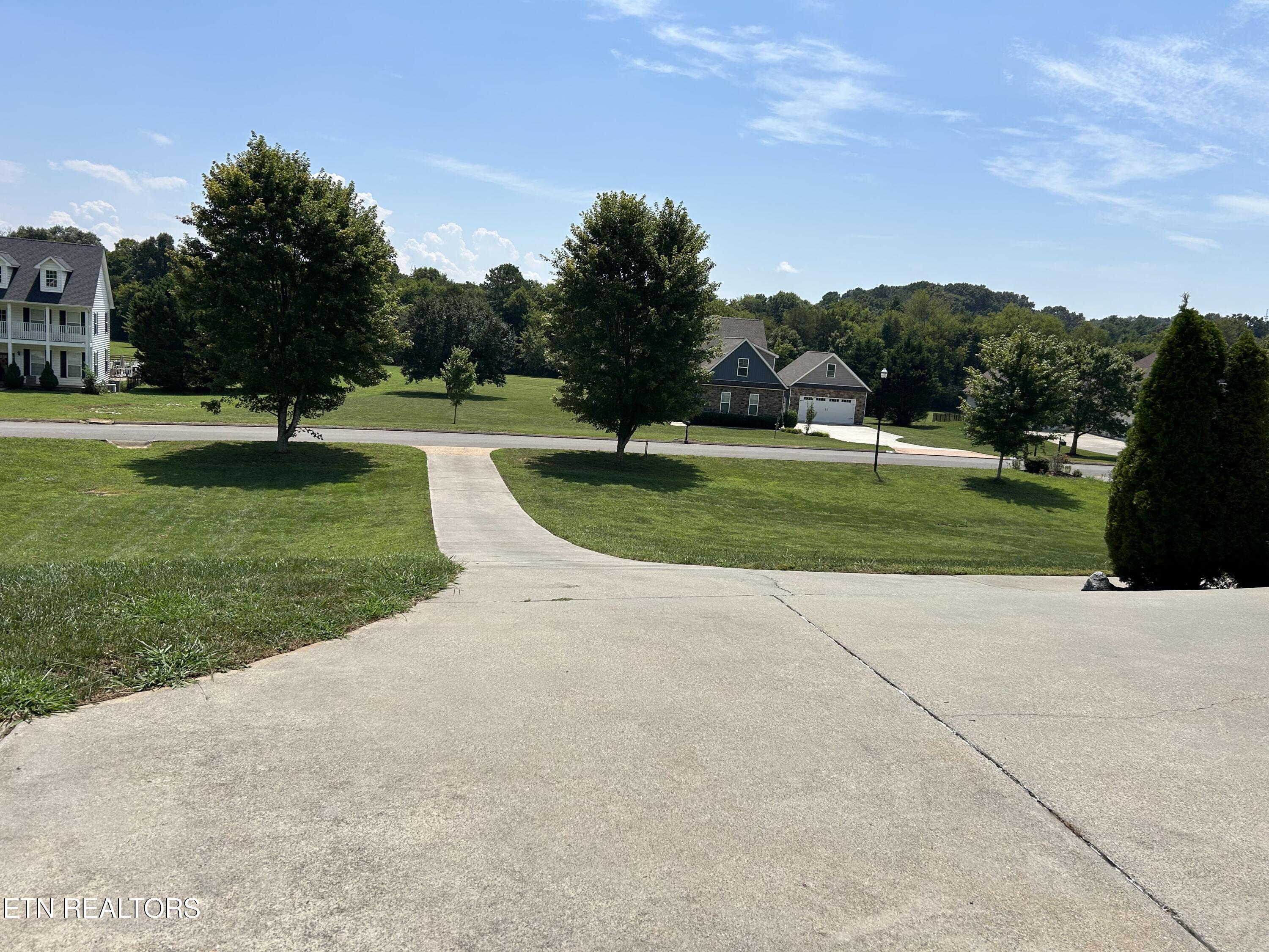 514 Willow Creek Cove