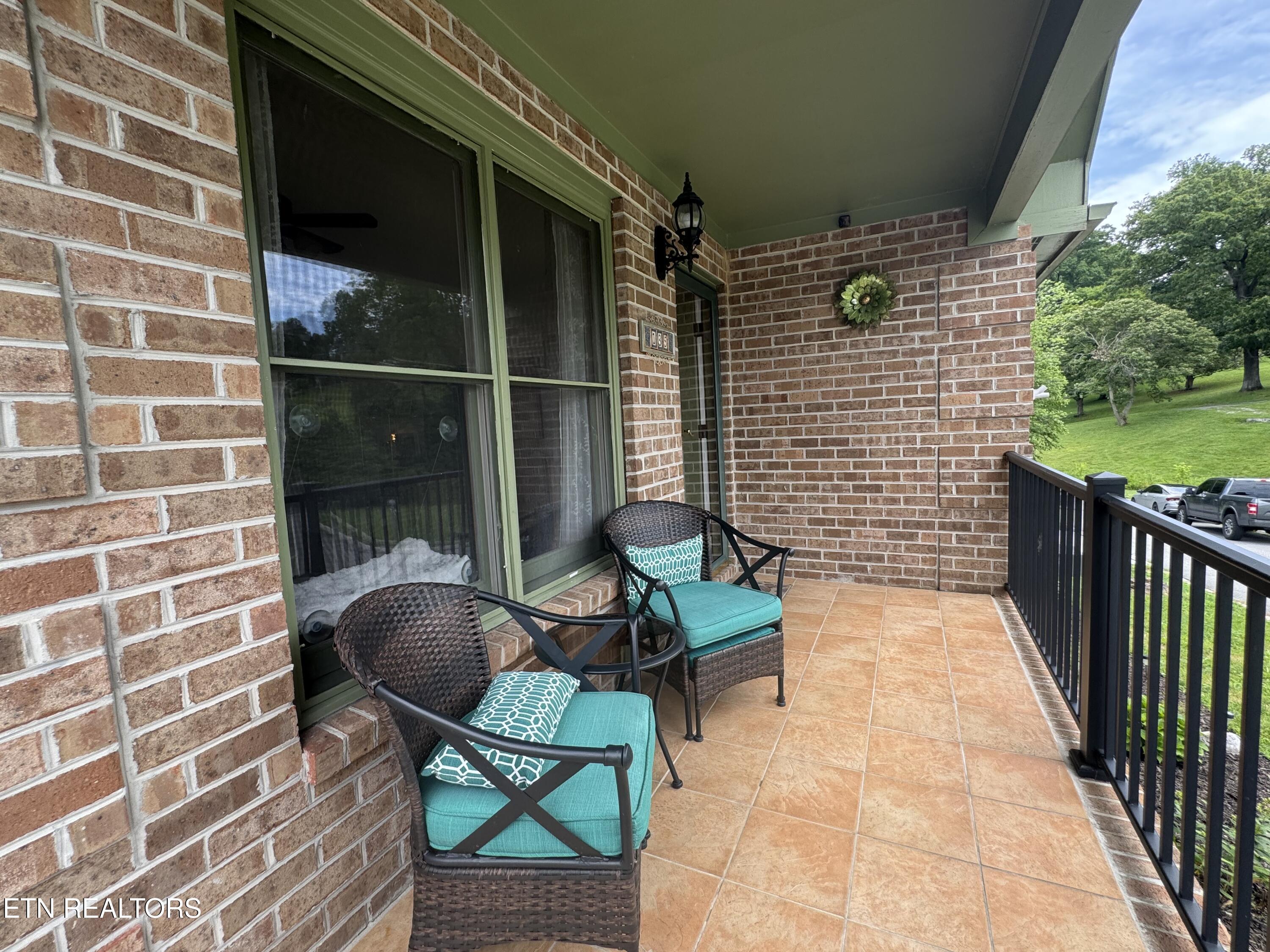 135 Whisper Creek Rd