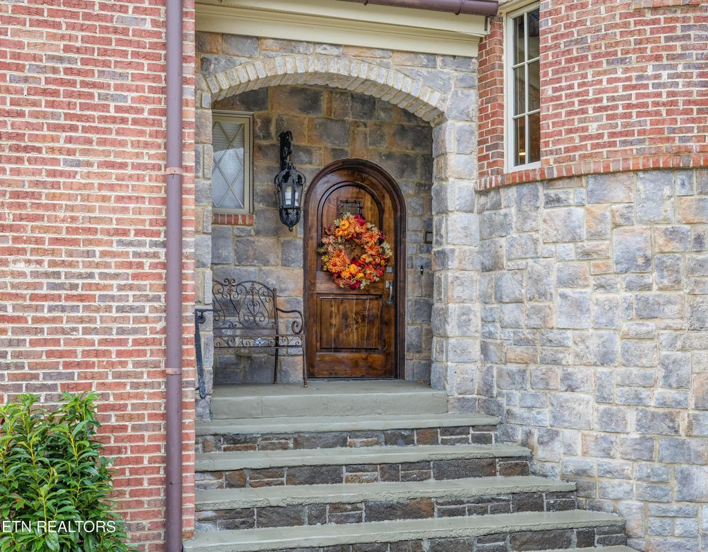 Photo of 1818 Calgary Falls Lane, Knoxville, TN 37931 (MLS # 1322787)