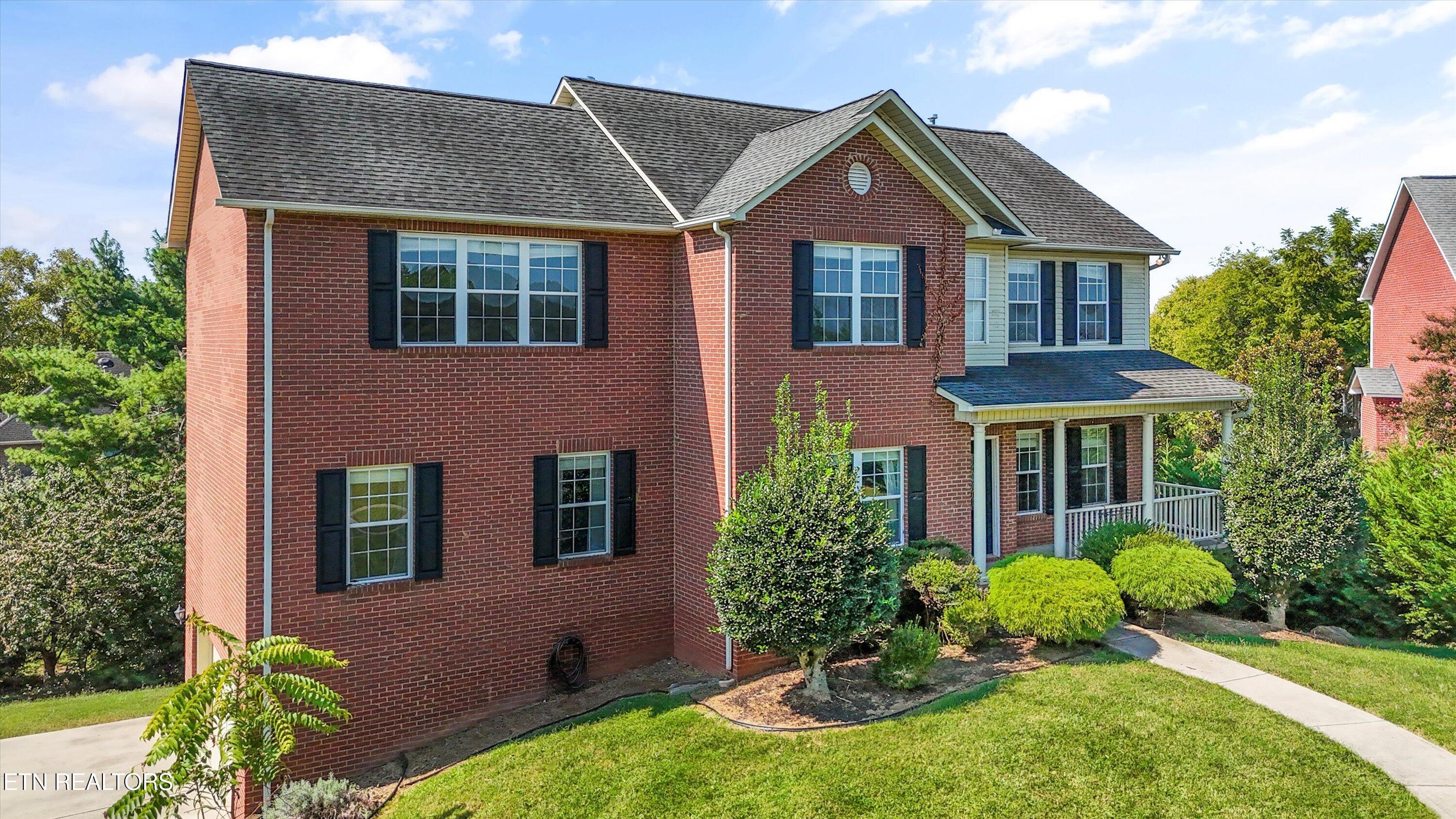 8707 Hollingsfield Drive