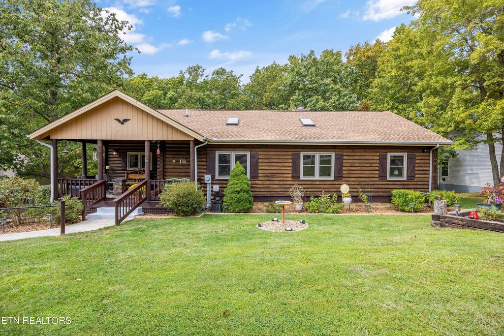 Photo of 16 Bingham Way, Crossville, TN 38558 (MLS # 1316482)