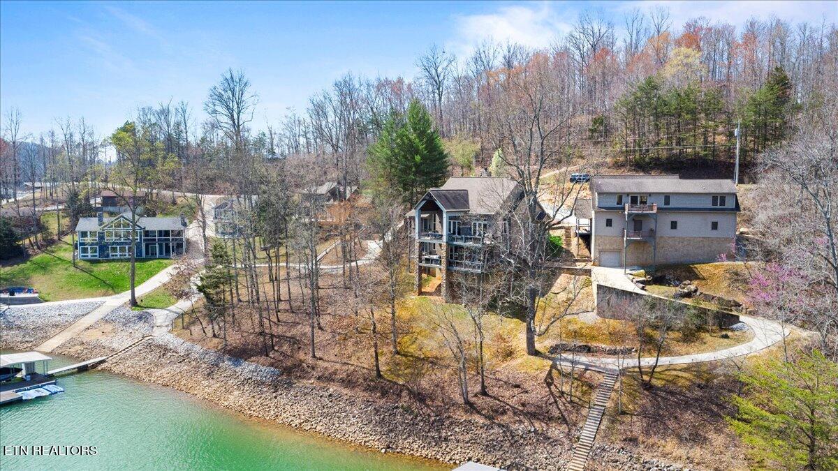 1303 Big Creek Rd