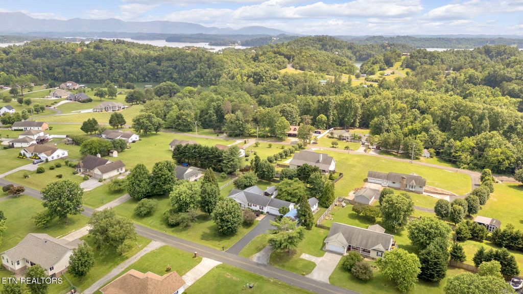 Photo of 1647 Sams Drive, Dandridge, TN 37725 (MLS # 1303830)