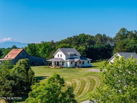 Photo of 1421 Squire Fox Rd, Dandridge, TN 37725 (MLS # 1341882)