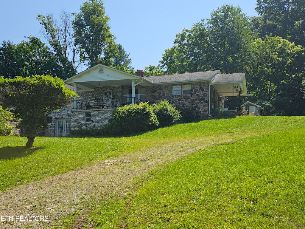 Photo of 120 Bull Lane, Tazewell, TN 37879 (MLS # 1304173)