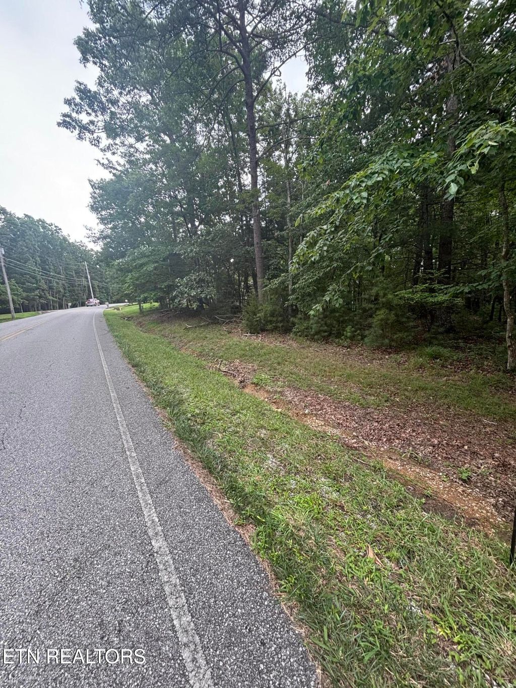 Photo of 242 Rotherham Drive, Crossville, TN 38558 (MLS # 1349281)