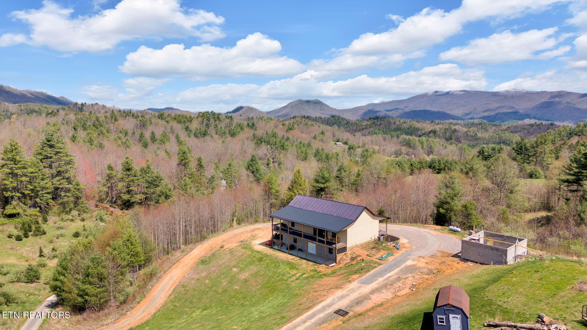 1099 Deer Run Rd